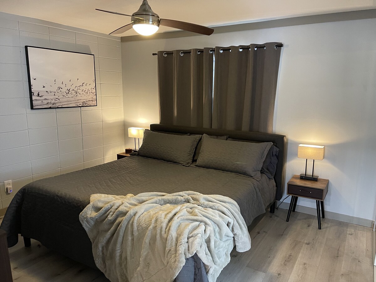 Photo 8 of Modern Condo Lake 1+bed 2 bath 
 Bonus Bunk Rm 3 Pools 1 heated Heart of Destin