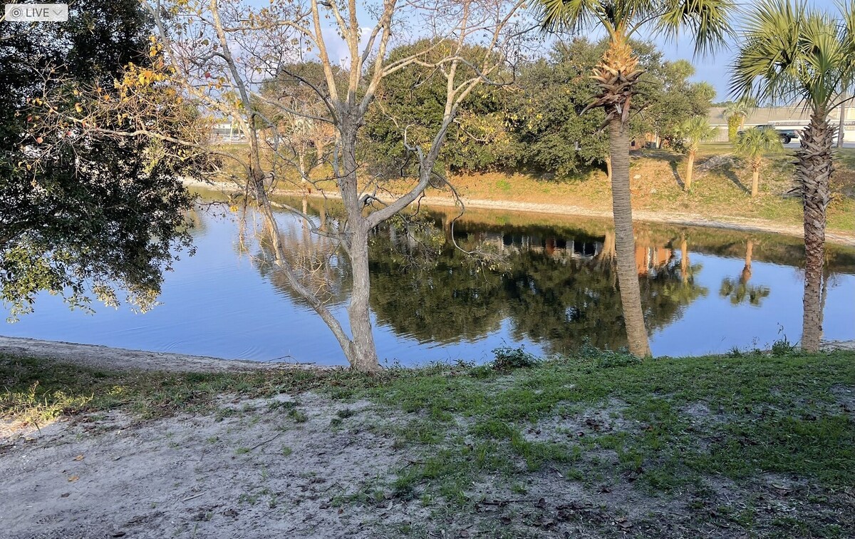 Photo 25 of Modern Condo Lake 1+bed 2 bath 
 Bonus Bunk Rm 3 Pools 1 heated Heart of Destin