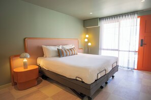 Classic Accessible Room | Minibar, individually decorated, individually furnished, blackout drapes - The Monty (Anglesea)