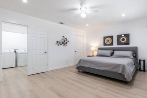 4 camere, Wi-Fi, lenzuola