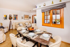 Dining - Es Barcares (Alcúdia)