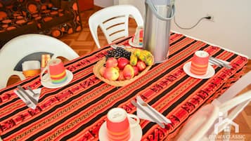 Free daily continental breakfast