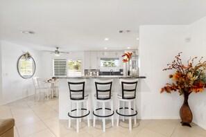 House, Multiple Beds, Pool Access, Pool View | Private kitchen | Fridge, microwave, oven, stovetop