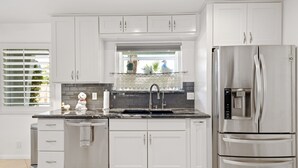 Private kitchen - Paradise Dreams (Palm Desert)