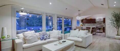 Smart TV, fireplace, printers