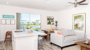 Casa geminada, várias camas, varanda (No Way Rose) | Parte interna