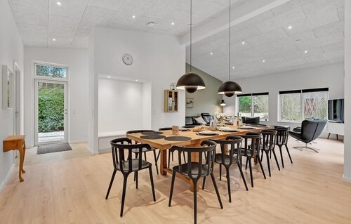 Stunning home in Fårvang with WiFi