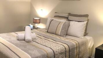 2 chambres, fer et planche Ă repasser, Wi-Fi gratuit, draps fournis