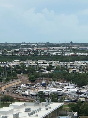 Marina - Pandanas 15th floor (Water, City & Sunset views) (Darwin City)