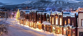 Luxurious Valdoro Mountain Lodge. Cozy 3 bedroom and 3 bath (sleeps 8)