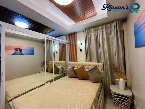 Condo Deluxe | Bộ đồ giường cao cấp, chăn bông, nệm cao su hoạt tính (memory foam) 