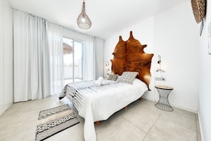 3 Schlafzimmer, Zimmersafe, Bügeleisen/Bügelbrett, Reisekinderbett