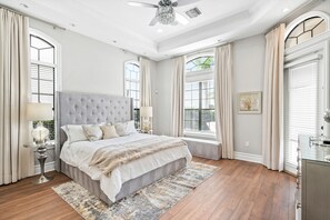 5 bedrooms, iron/ironing board, WiFi, bed sheets - Muirfield Luxe | Themed Bedroom | Theater Room | Games Room | Reunion Membership (Kissimmee)