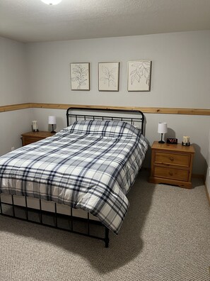 4 bedrooms, in-room safe, iron/ironing board, travel cot