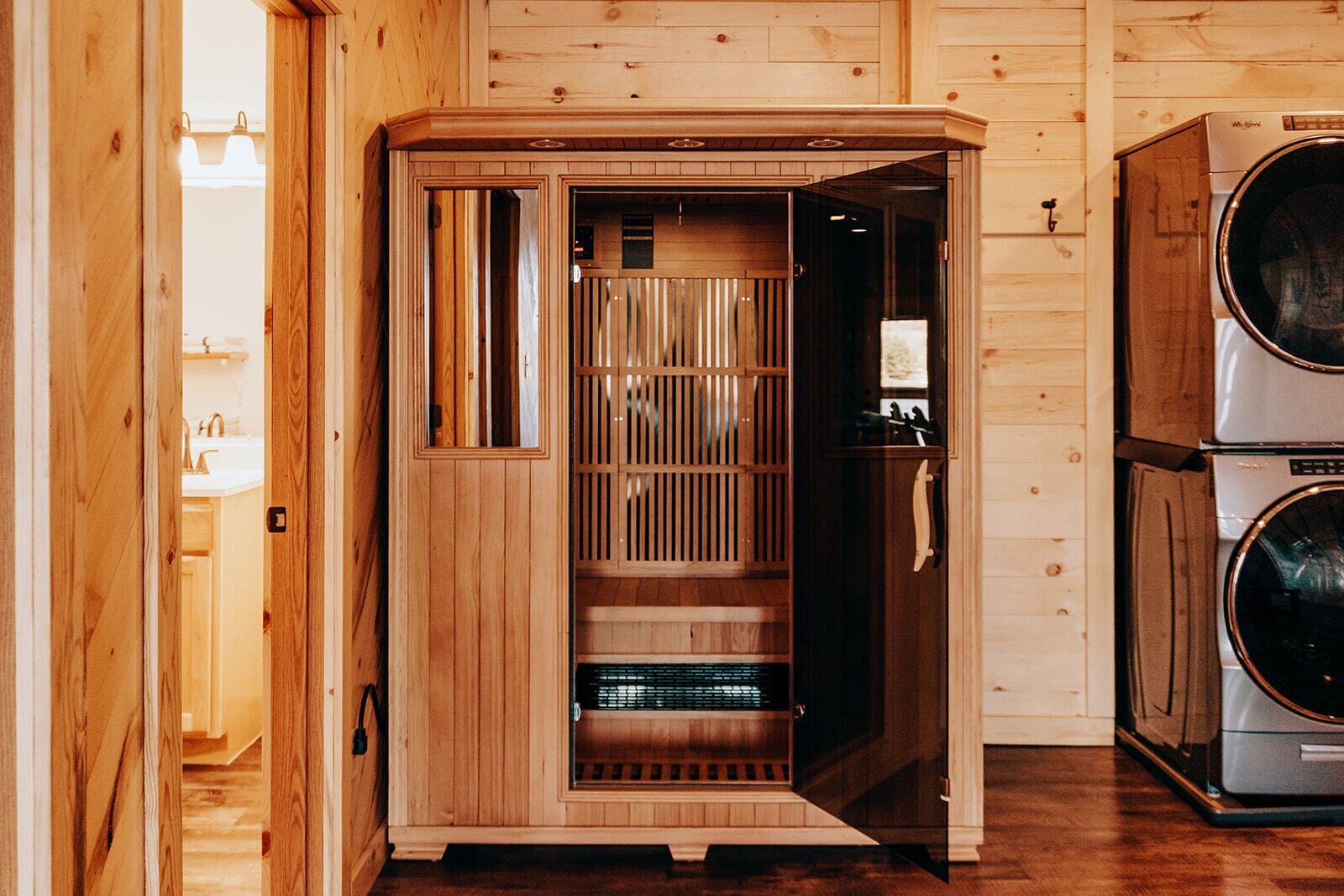 Individually decorated, individually furnished, soundproofing, free WiFi