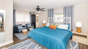 House, Multiple Beds, Pool Access, Garden View (Sun Bay Getaway) - Sun Bay Getaway Backyard Pool w/ Winter Rates! (Tampa)