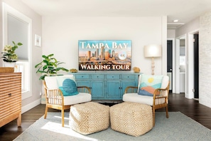 Ferienhaus, Mehrere Betten, Poolzugang, Gartenblick (Sun Bay Getaway) | Innenbereich