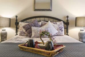 Condo, 1 Queen Bed with Sofa bed, Lanai, Golf View | 1 bedroom, free WiFi, bed sheets