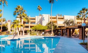 Piscine extérieure, piscine chauffée