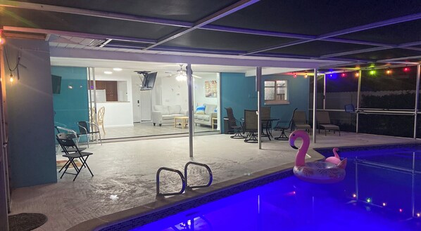 Outdoor pool, a heated pool