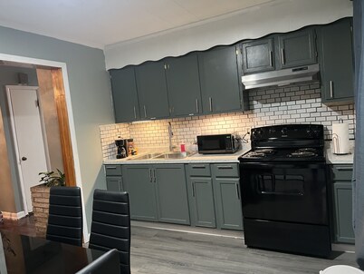 Serenity 2, Updated, Clean Home, Ifit Bike,WiFi, Fenced yard, near Yellow Spring