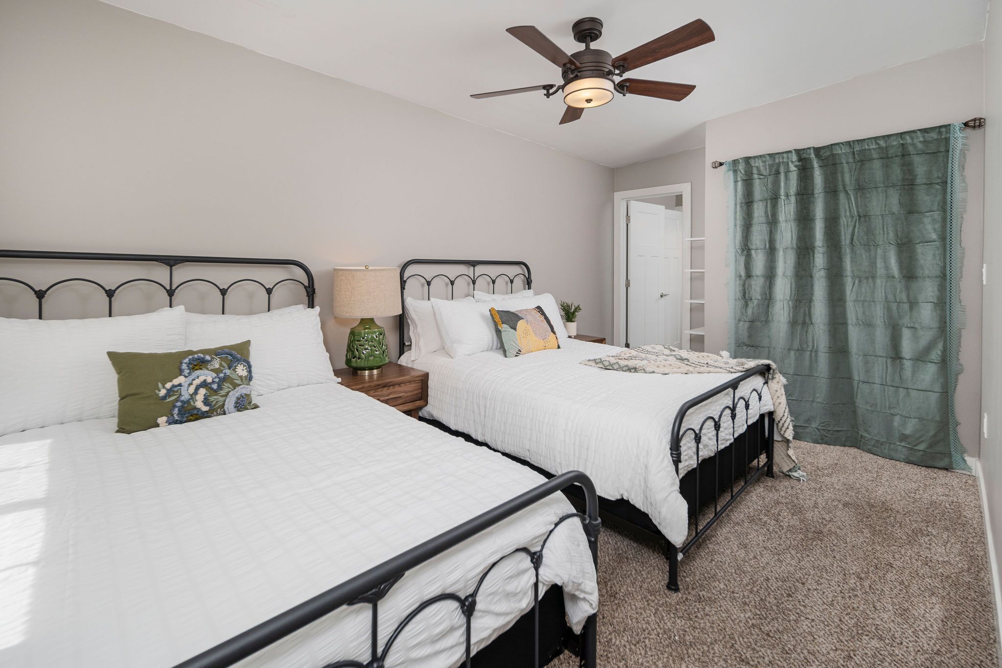 2 bedrooms, iron/ironing board, travel crib, WiFi (free)