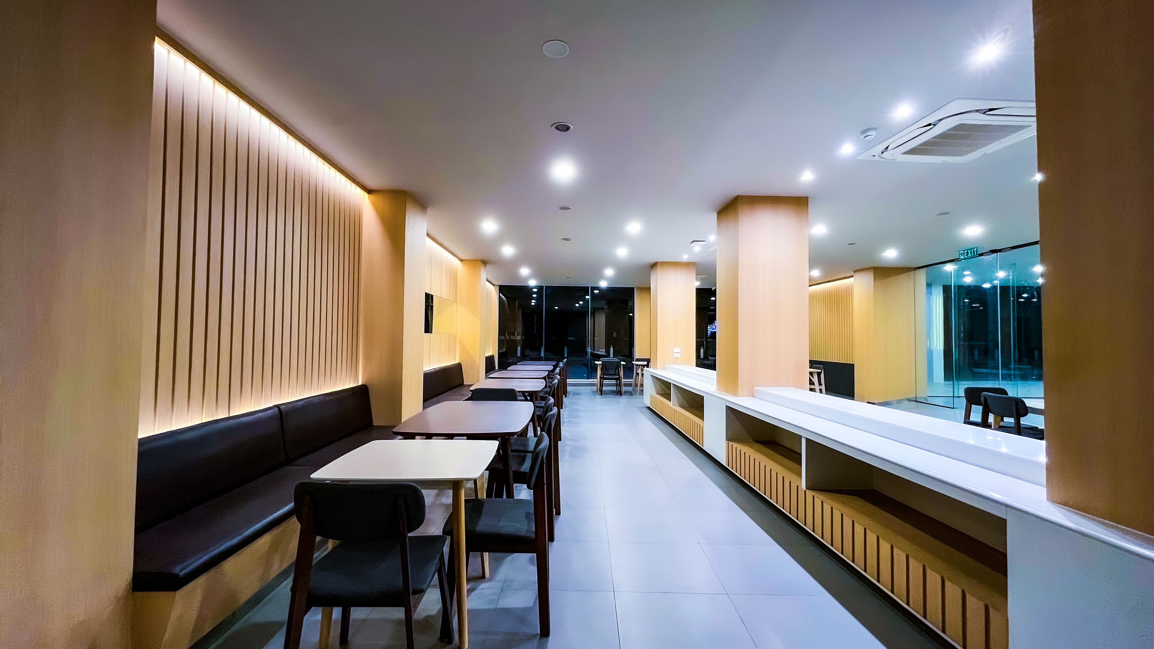 Photo - The Riva Vientiane Hotel