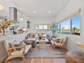Smart TV, fireplace, offices