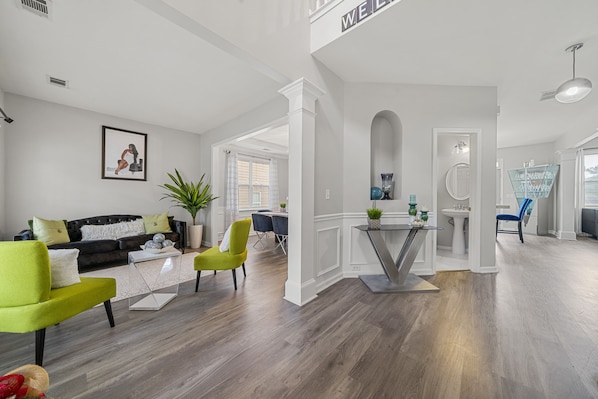 TV, fireplace, Netflix, streaming services