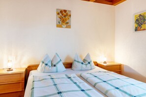 2 quartos, Wi-Fi de cortesia, roupa de cama