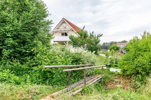 Exterior - Holiday Apartment 'Beutenmühle Straussenfarm Ground Floor' with Private Terrace & Shared Garden (Owingen)