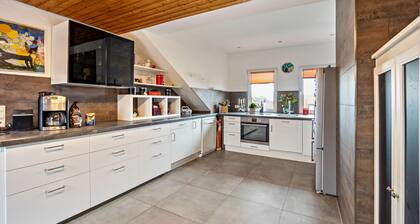 Ferienwohnung "Elli" mit Bergblick, Gemeinschaftsgarten und WLAN