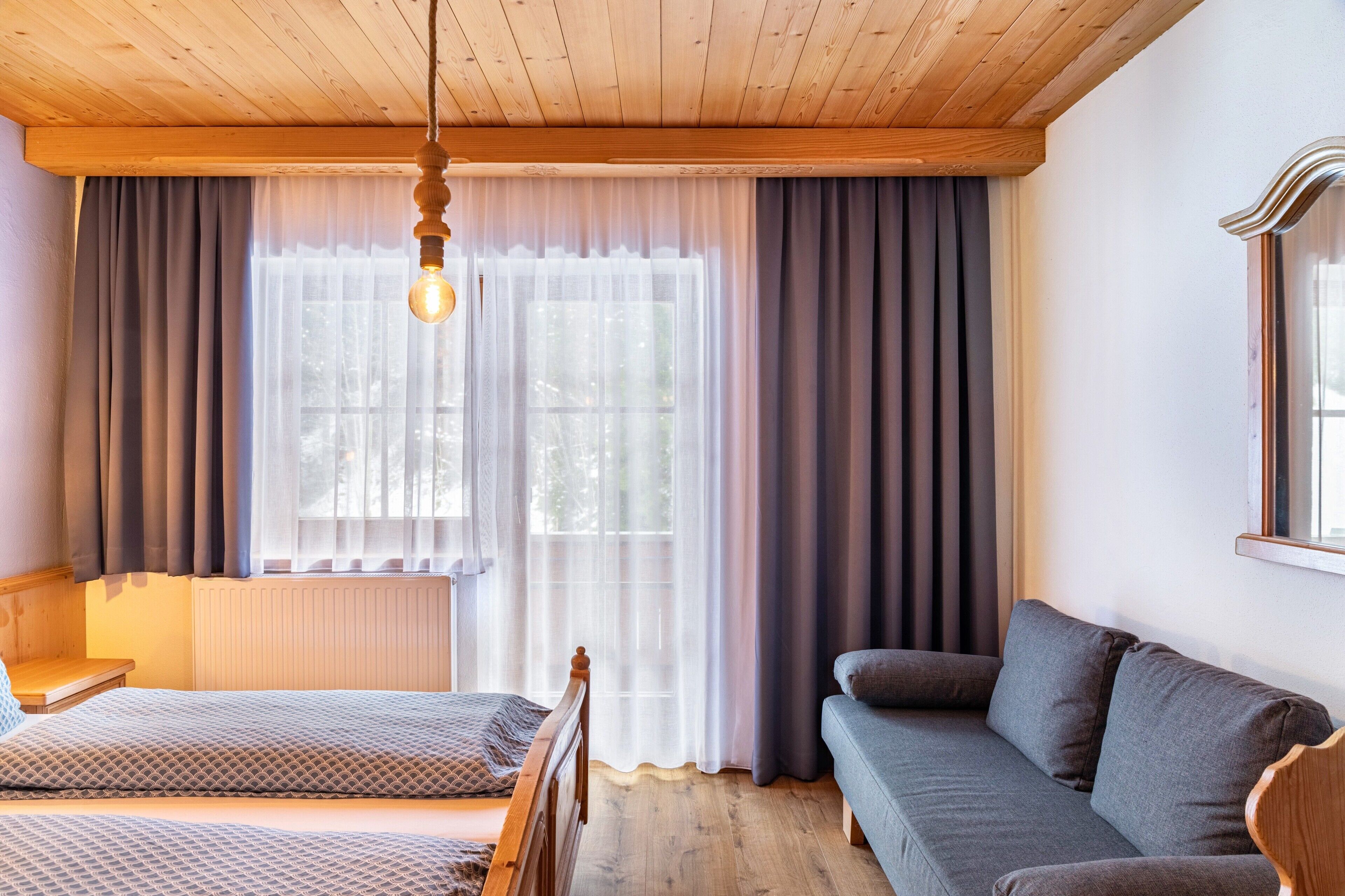 2 habitaciones, wifi gratis y ropa de cama 