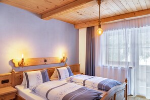 2 habitaciones, wifi gratis y ropa de cama 
