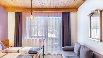 2 bedrooms, free WiFi, bed sheets