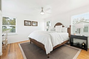 3 chambres, fer et planche à repasser, lit parapluie, Wi-Fi