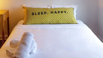 Double Room | Iron/ironing board, free WiFi, bed sheets