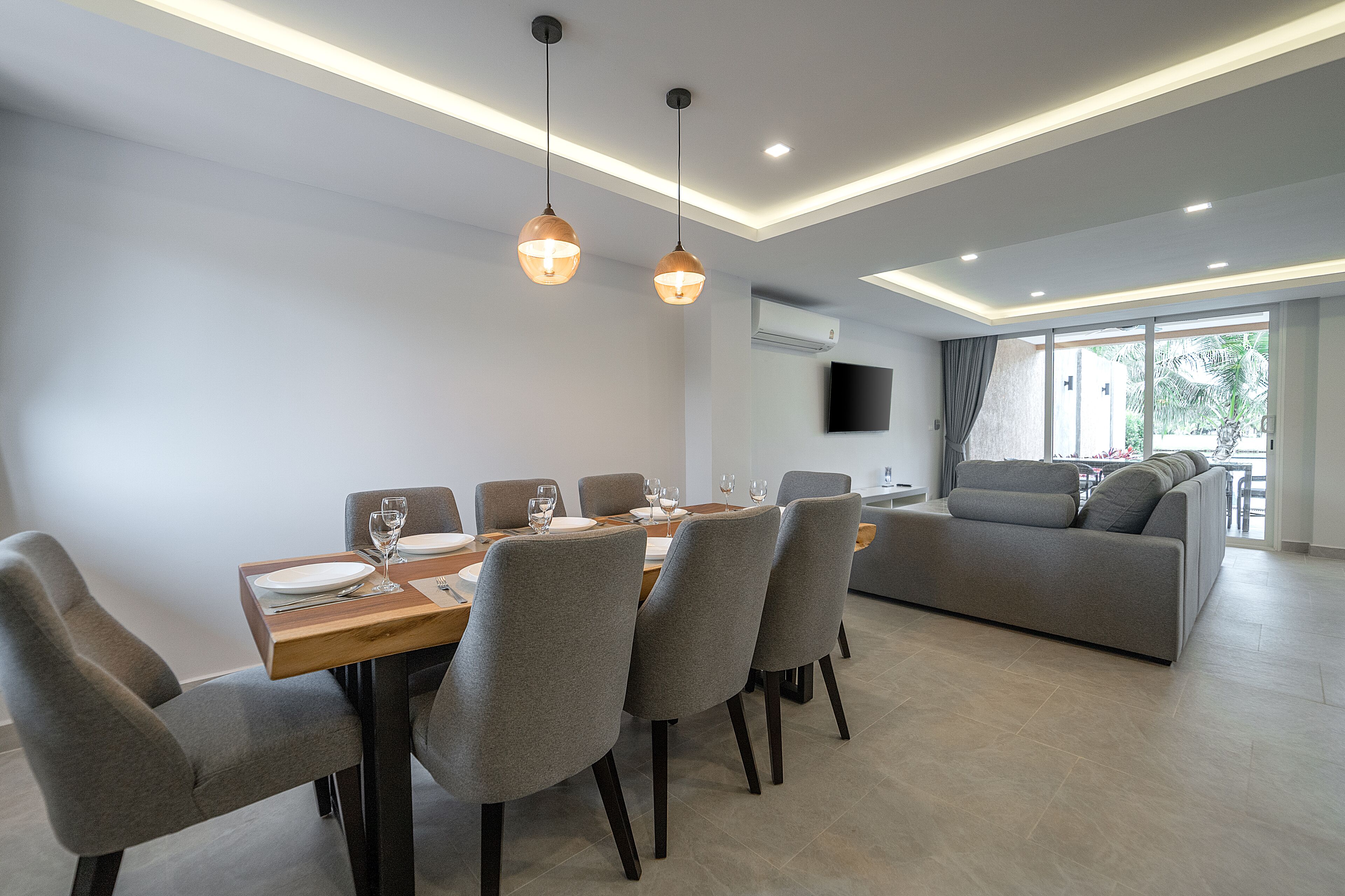 Luxury Villa | Living area | Flat-screen TV