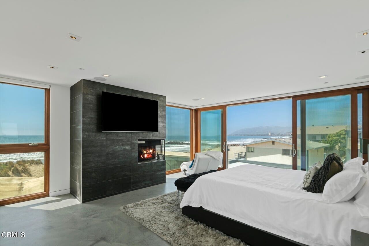 4 bedrooms, WiFi, bed sheets