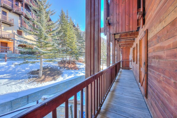 Family Apartment, 1 Bedroom, Mountainside (Abeti A2-17 few min from ski) | Property grounds