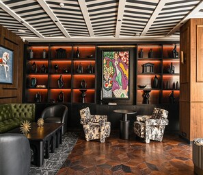 Executive-lounge