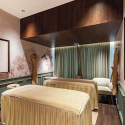 Sauna, bagno turco, aromaterapia, massaggi “deep tissue”