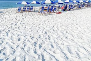 Beach nearby, kayaking, motor boating, fishing