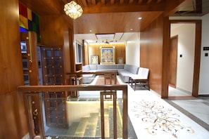 Lobby lounge - The Sky Imperial Hotel Sugam (Nathdwara)