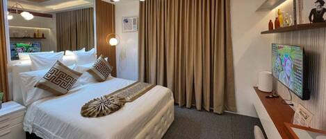 Lägenhet Deluxe | 1 sovrum, allergitestade sängkläder, duntäcken och individuell inredning