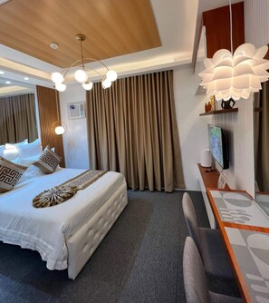 Deluxe Condo - Messatierra Garden Recidences  (Davao)