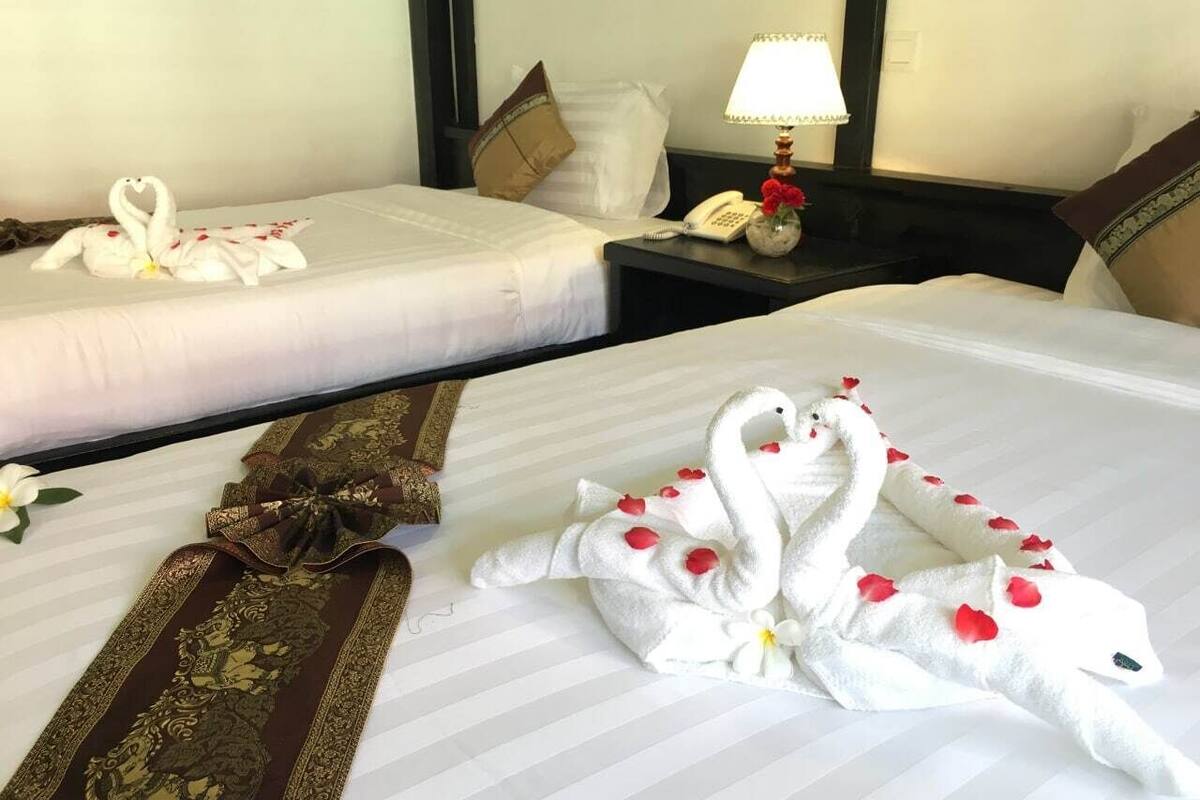 Minibar, wifi gratis y ropa de cama 