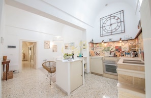 2 bedrooms - TD Casa Altomare w Terrace Over Historic Center (Monopoli)