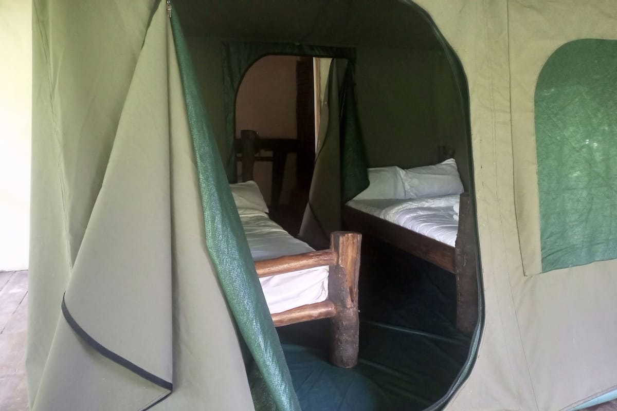 Standard Double or Twin Room | Desk, laptop workspace, iron/ironing board, bed sheets