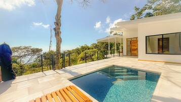 2bdr Luxury Villa in Uvita OROPENDOLA | Private Pool | Terassi/patio